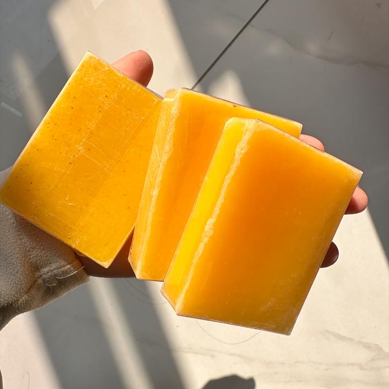 turmeric & kojic soap  - 100g , HandMade Brightening soap With Lemon Turmeric & Kojic Acid  for Men and Women,Rich foam, smells like lemon turmeric,Suitable for washing face, hands and bathing,Cleansing the skin