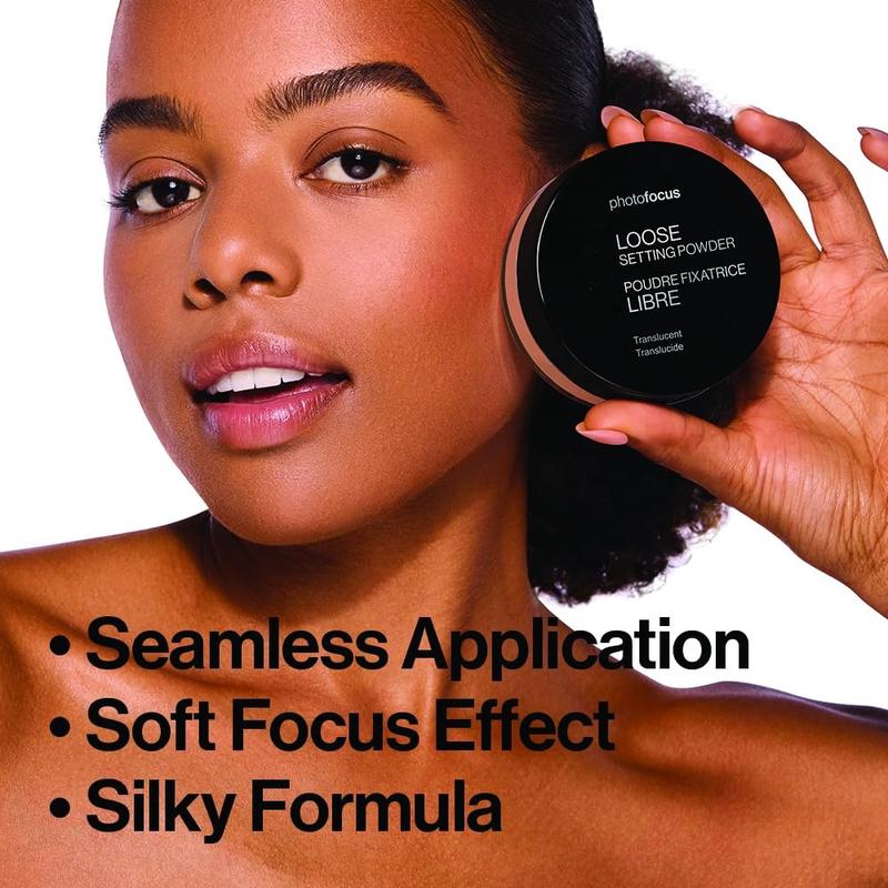 Loose Setting Powder - Photo Focus, Off-White Translucent. Finishes makeup, perfect for a flawless look.