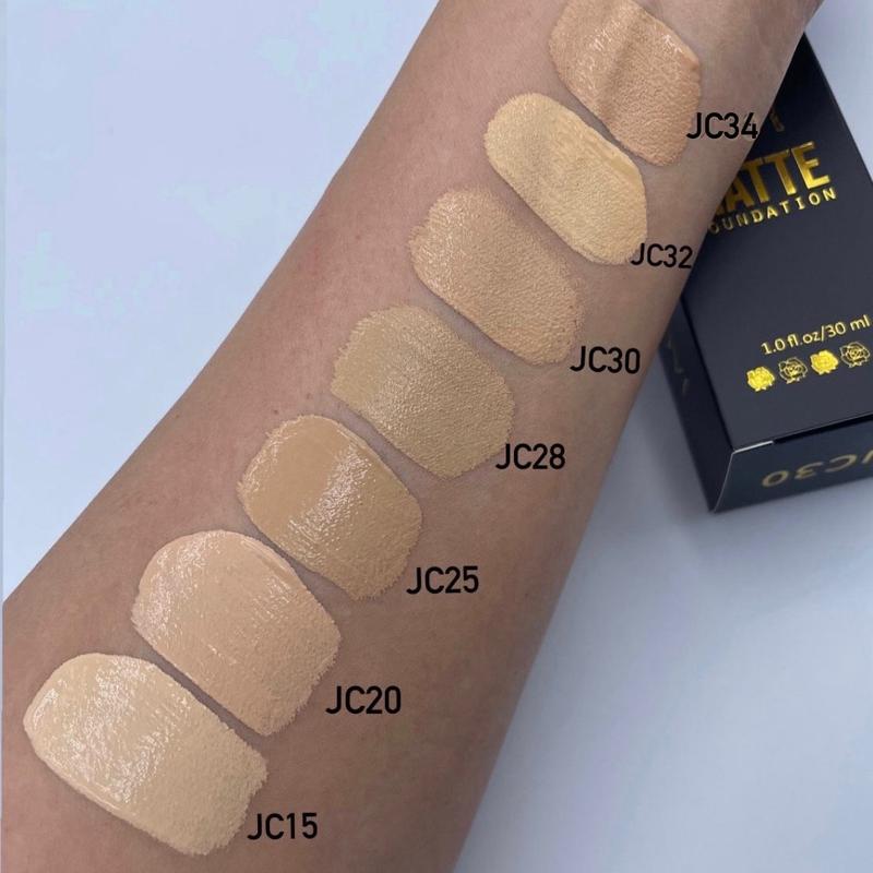 PORCELAIN MATTE FOUNDATION