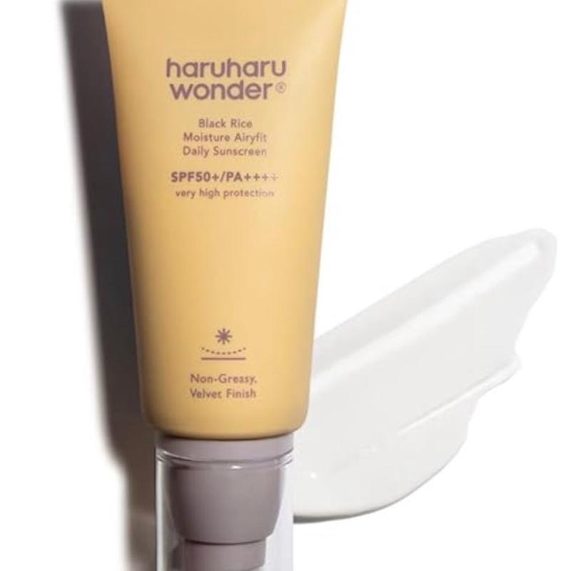 Haruharu Wonder Black Rice Moisture Airyfit Daily Sunscreen 50ml (1.69fl.oz), Reef Safe Formula, Non-Greasy Velvet Finish Skincare Heartleaf Vegan Niacinamide