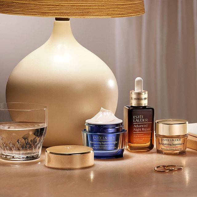 Revitalizing Supreme+ Night Moisturizer Intensive Restorative Creme