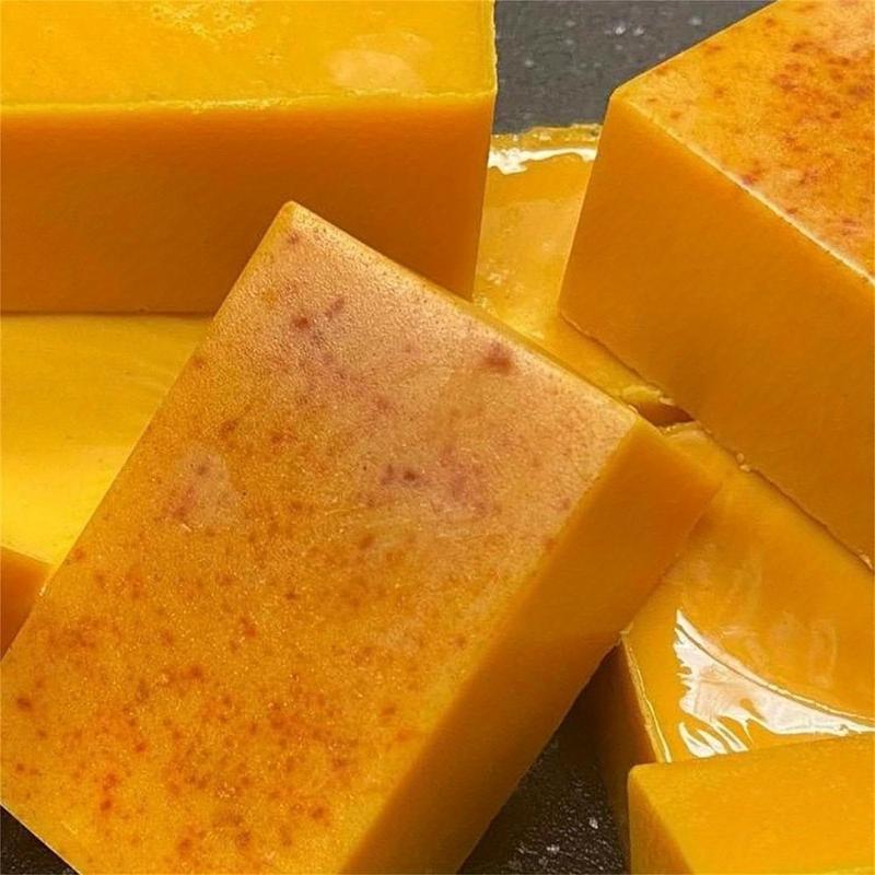 4pcs Turmeric Soap, Gentle Turmeric and Kojic Acid Skin Brightening Cleanser for Body Face, Smooth Skin Brighter Evens Out Skin Tone