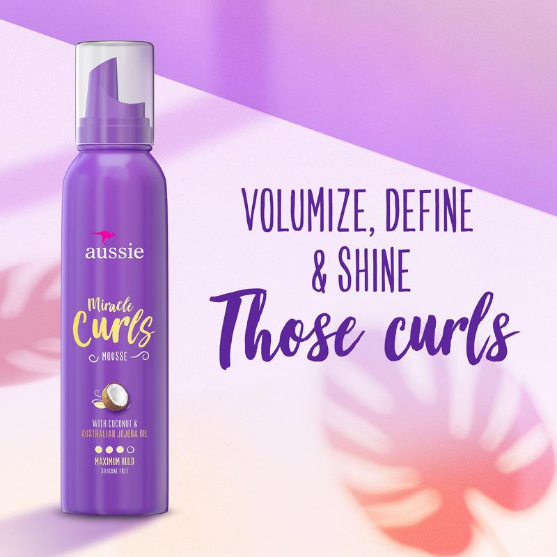 Aussie Miracle Curls Styling Mousse with Coconut & Jojoba Oil, for Curly Hair, Unisex 6.0 fl oz Gel Haircare Frizz Peach Vanilla